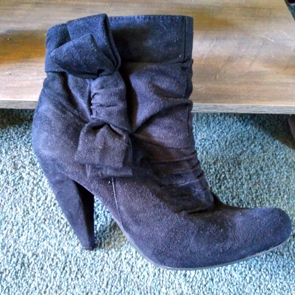 Black heals